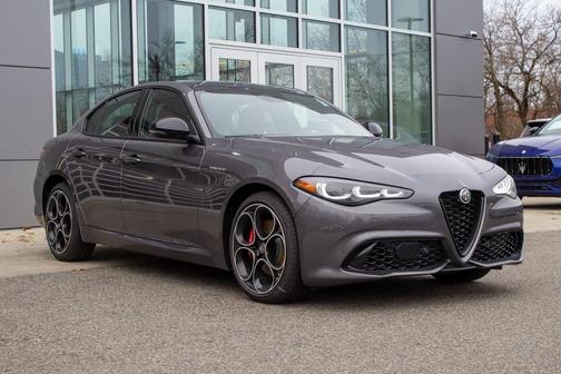 2025 Alfa Romeo Giulia AWD