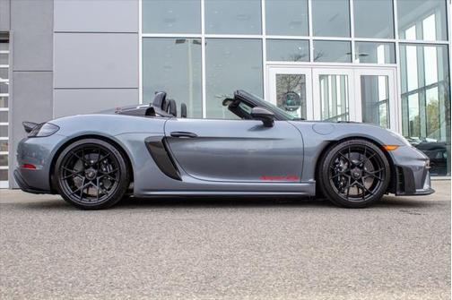 2024 Porsche 718 Spyder RS