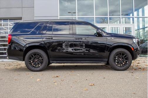2023 GMC Yukon 4WD AT4