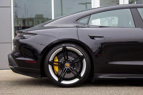 Jet Black Metallic 2024 Porsche Taycan Turbo S