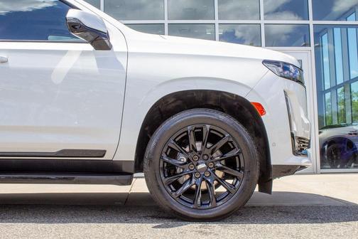 2024 Cadillac Escalade ESV Sport