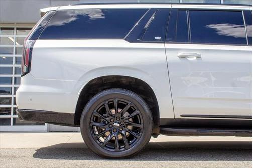 2024 Cadillac Escalade ESV Sport