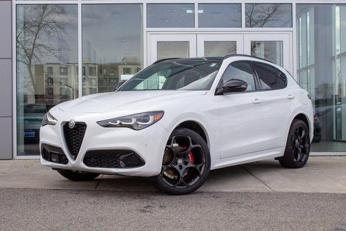 Milano White 2025 Alfa Romeo Stelvio Ti