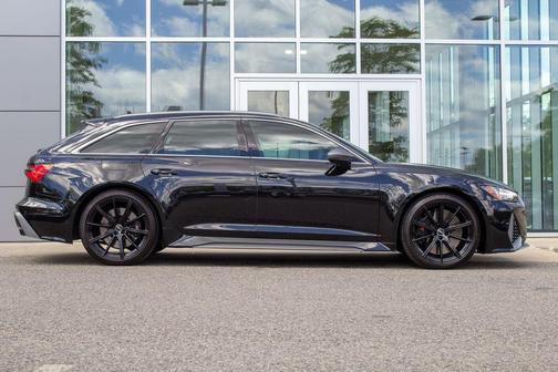 Black 2024 Audi RS 6 Avant 4.0T