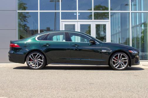 British Racing Green Metallic 2021 Jaguar XF R-Dynamic SE P300 AWD Automatic