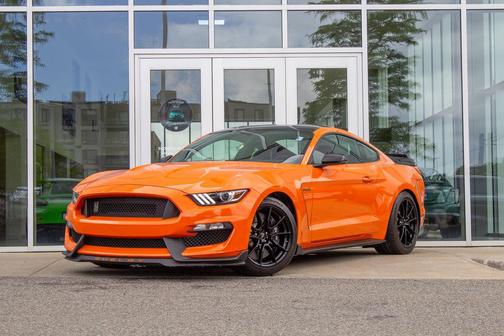 Twister Orange Tri-Coat 2020 Ford Shelby GT350 Base