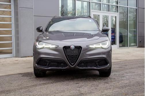 2025 Alfa Romeo Stelvio Sprint AWD