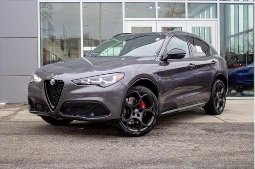 2025 Alfa Romeo Stelvio Sprint AWD