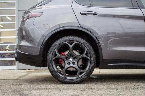 2025 Alfa Romeo Stelvio Sprint AWD