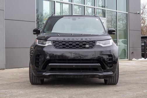 2024 Land Rover Discovery P360 Dynamic SE