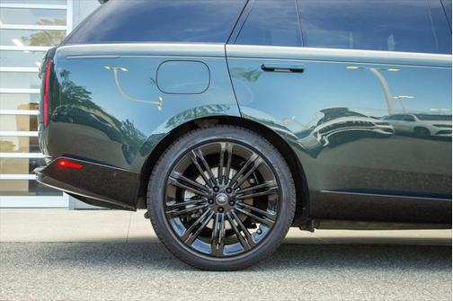 2024 Land Rover Range Rover P400 SE