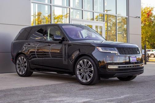 2023 Land Rover Range Rover P530 SE