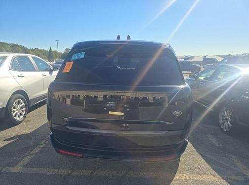 2023 Land Rover Range Rover P530 SE