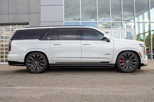 2025 Cadillac Escalade ESV V-Series