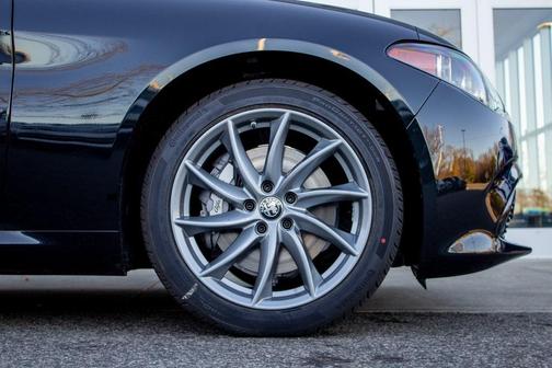 2025 Alfa Romeo Giulia AWD