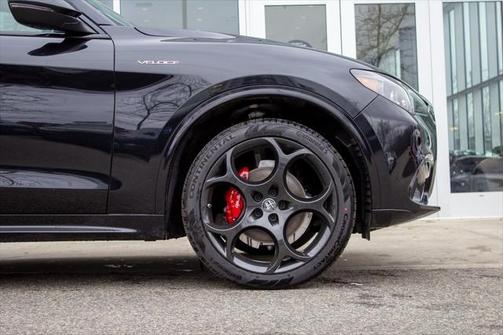 2025 Alfa Romeo Stelvio Sprint AWD