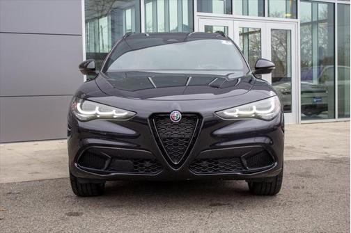 2025 Alfa Romeo Stelvio Sprint AWD