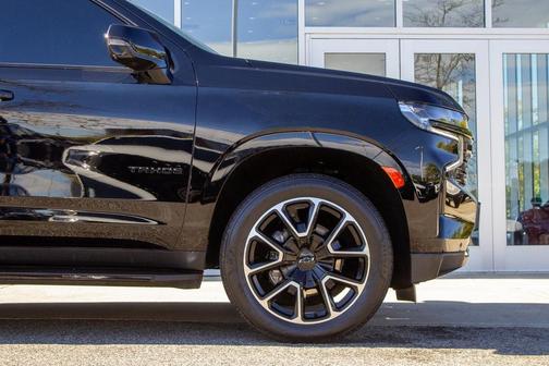 2023 Chevrolet Tahoe 4WD RST