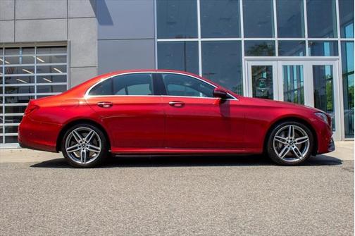 2018 Mercedes-Benz E-Class 4MATIC