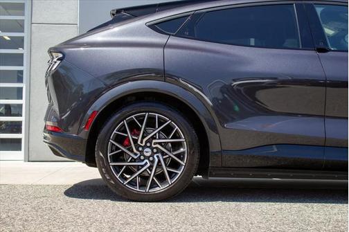 2022 Ford Mustang Mach-E GT