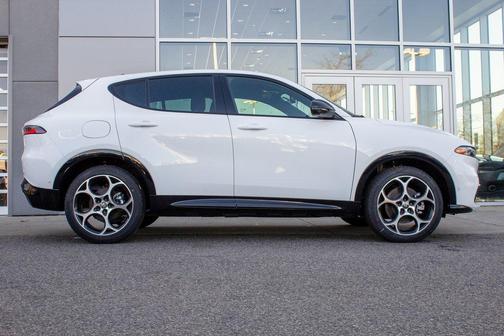2025 Alfa Romeo Tonale AWD