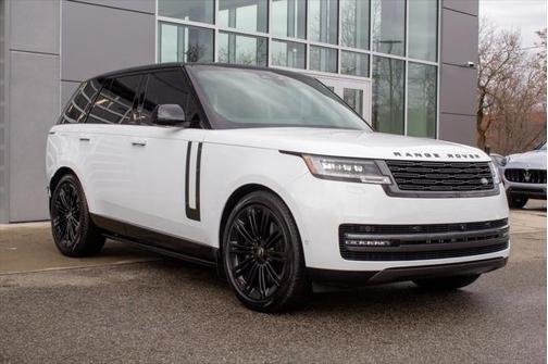2024 Land Rover Range Rover P530 SE