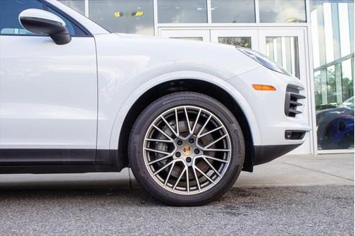 2022 Porsche Cayenne Platinum Edition