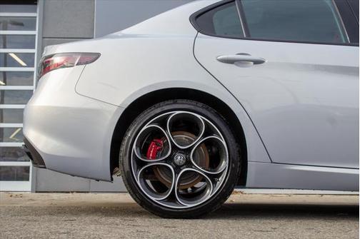 2025 Alfa Romeo Giulia AWD