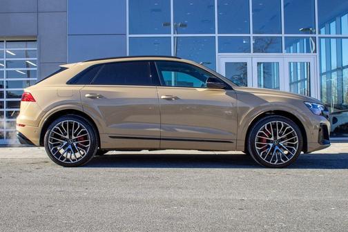 2025 Audi SQ8 4.0T Prestige