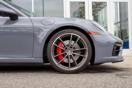 2024 Porsche 911 Carrera 4S