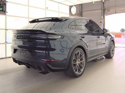 2024 Porsche Cayenne Turbo GT