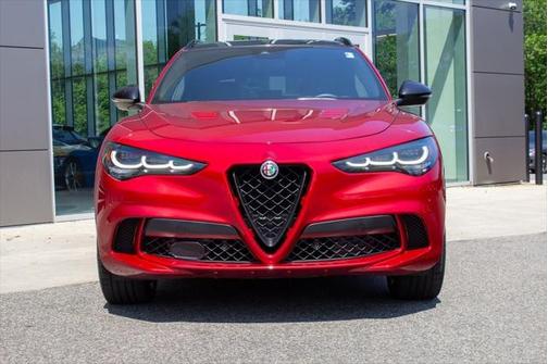 2024 Alfa Romeo Stelvio Quadrifoglio
