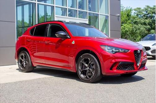 2024 Alfa Romeo Stelvio Quadrifoglio