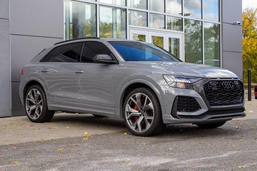 2023 Audi RS Q8 4.0T