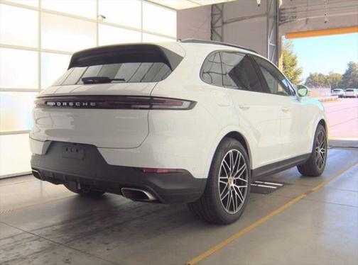 2025 Porsche Cayenne Base