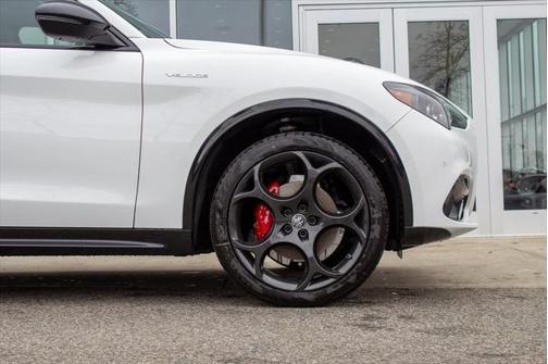 2025 Alfa Romeo Stelvio Sprint AWD