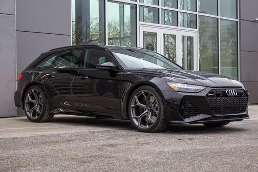 Black 2026 Audi RS 6 Avant 4.0T