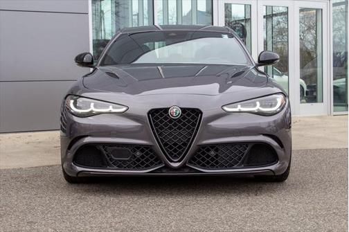 2024 Alfa Romeo Giulia Quadrifoglio