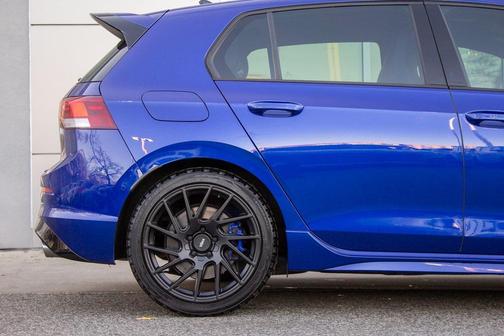 2024 Volkswagen Golf R 2.0T Manual