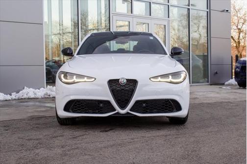 2025 Alfa Romeo Giulia Ti