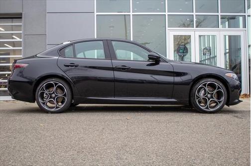 2025 Alfa Romeo Giulia AWD