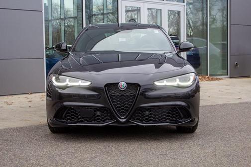 2025 Alfa Romeo Giulia AWD