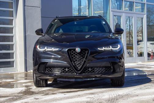2024 Alfa Romeo Stelvio Quadrifoglio