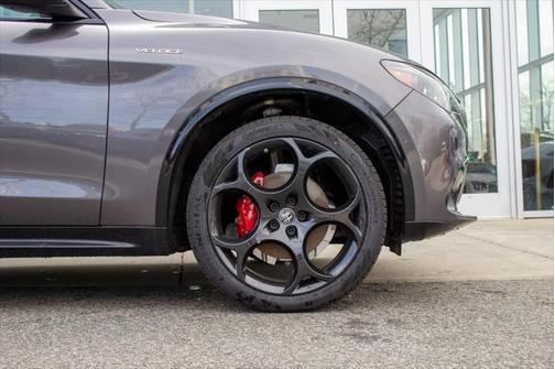 2025 Alfa Romeo Stelvio Sprint AWD