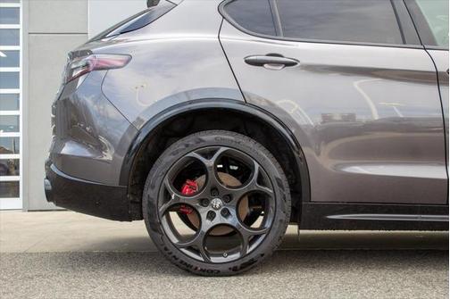 2025 Alfa Romeo Stelvio Sprint AWD