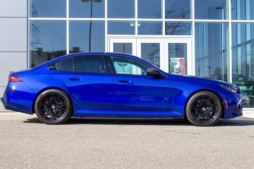 2025 BMW M5 Base