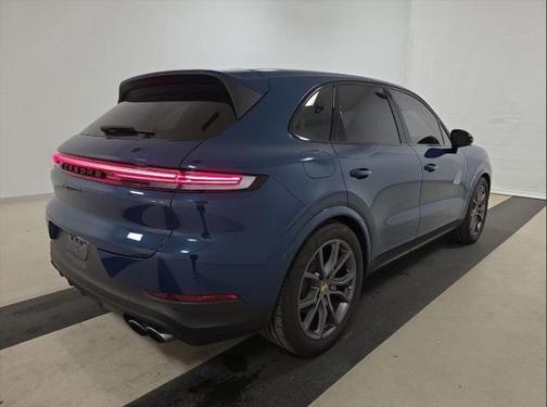 2024 Porsche Cayenne S
