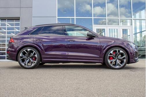 2023 Audi RS Q8 4.0T