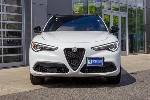 2023 Alfa Romeo Stelvio Veloce AWD