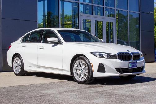 2025 BMW 330 i xDrive